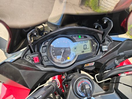2015 Kawasaki Z 1000SX, красный, 775000 рублей, вид 3