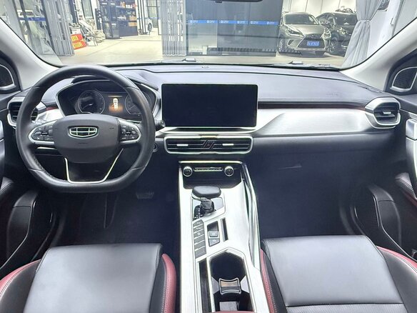 2022 Geely Coolray (Binyue) I, серый, 982000 рублей - вид 15