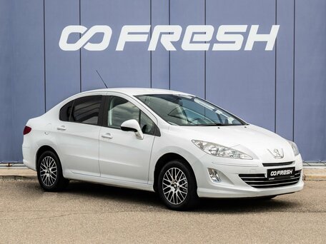 Peugeot 408 I