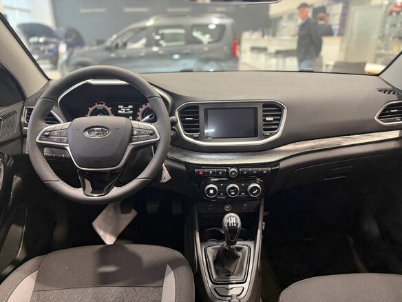 2026 Lada (ВАЗ) Vesta I Рестайлинг (NG), серый, 1855000 рублей - вид 6