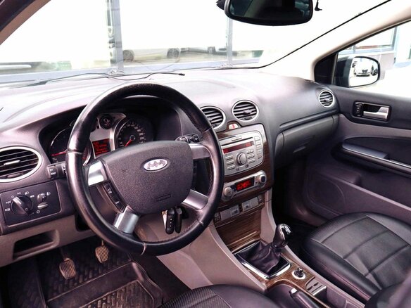 2008 Ford Focus II Рестайлинг, чёрный - вид 15