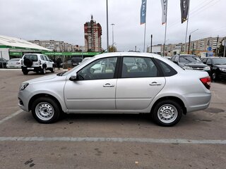 2026 Lada (ВАЗ) Granta I Рестайлинг, серебристый, 1028900 рублей, вид 2