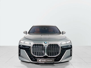 2025 BMW 7 серии 740i xDrive VII (G70), серый, 13700000 рублей, вид 2