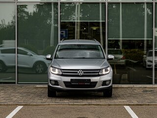 2012 Volkswagen Tiguan I Рестайлинг, серебристый, 1195000 рублей, вид 2