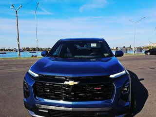 2025 Chevrolet Equinox IV, синий, 2350000 рублей, вид 3