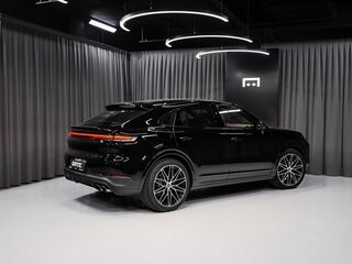 2025 Porsche Cayenne Coupé III Рестайлинг, чёрный, 23390400 рублей, вид 2