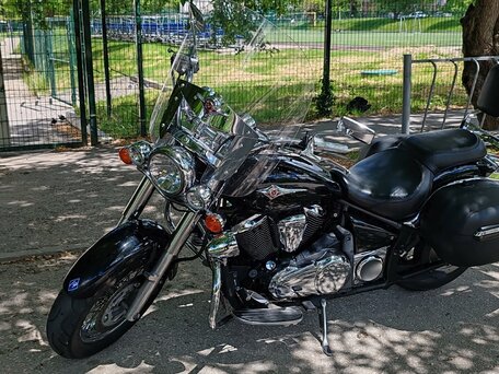2010 Kawasaki VN900 Vulcan, чёрный, 630000 рублей, вид 1