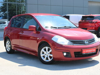 2011 Nissan Tiida I Рестайлинг, красный, 759000 рублей, вид 1