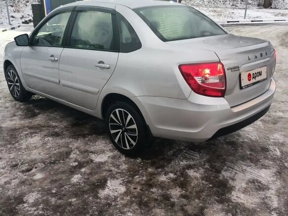 2023 Lada (ВАЗ) Granta I Рестайлинг, серебристый, 830000 рублей - вид 5