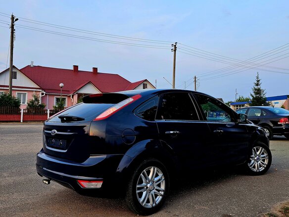 2011 Ford Focus II Рестайлинг, синий, 750000 рублей - вид 7