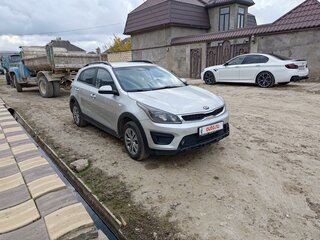 2020 Kia Rio X-Line IV, серый, 1290000 рублей, вид 4