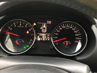 2011 Nissan Qashqai I Рестайлинг, серебристый, 800000 рублей, вид 5