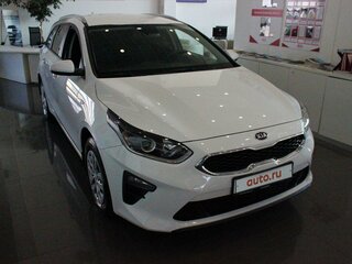2019 Kia Ceed III, белый, 2500000 рублей, вид 2