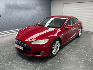 2013 Tesla Model S 60 I, красный, 2200000 рублей, вид 1