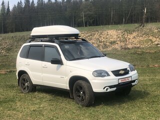 2017 Chevrolet Niva I Рестайлинг, белый, 750000 рублей, вид 5