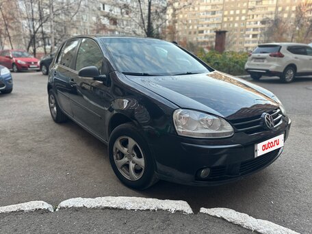 2008 Volkswagen Golf V, чёрный, 325000 рублей, вид 2