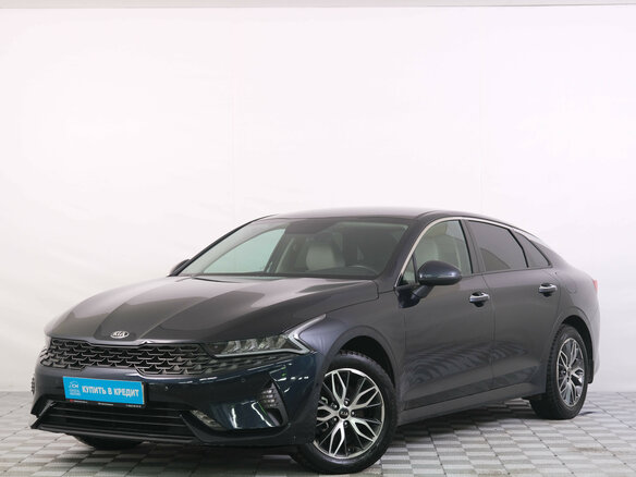 2021 Kia K5 III, синий, 2650000 рублей - вид 1