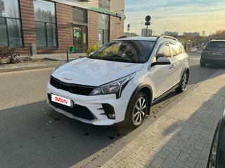 2021 Kia Rio X IV Рестайлинг, белый, 1650000 рублей, вид 1