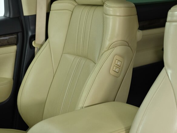 2021 Toyota Alphard III Рестайлинг, чёрный, 4199000 рублей - вид 19