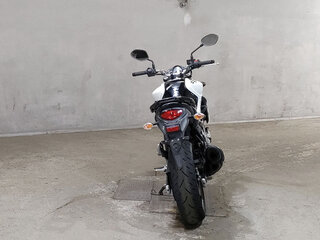 2012 Suzuki SFV 650 Gladius, белый, 550000 рублей, вид 4