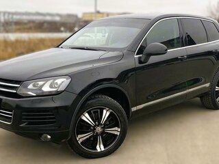 2011 Volkswagen Touareg II, чёрный, 1950000 рублей, вид 3