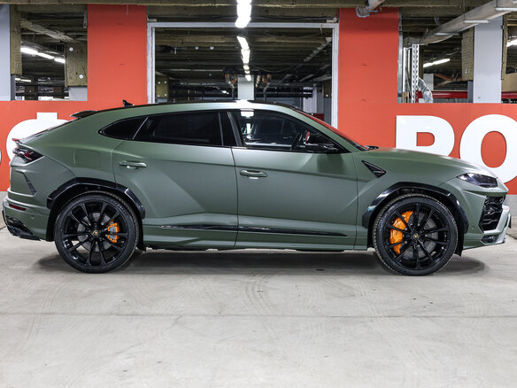 2020 Lamborghini Urus I, зелёный - вид 3