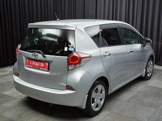 2014 Toyota Ractis II, серый, 949000 рублей, вид 4