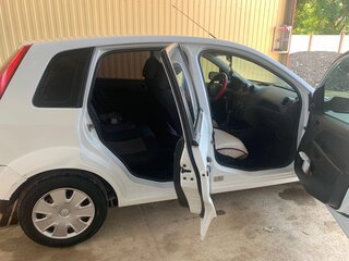 2007 Ford Fiesta Mk5, белый, 510000 рублей, вид 4