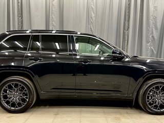 2026 Jeep Grand Cherokee V (WL) Рестайлинг, чёрный, 10950000 рублей, вид 4