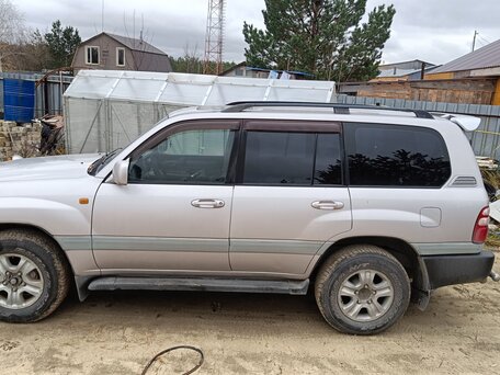 2004 Toyota Land Cruiser 100 Series Рестайлинг 1, серебристый, 1790000 рублей, вид 5