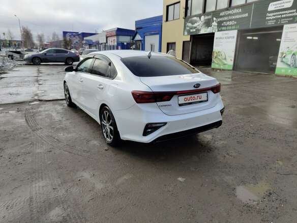 2020 Kia Cerato IV, белый, 1899000 рублей - вид 6