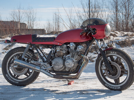1983 Honda CB 750, красный, 400000 рублей, вид 1