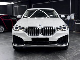 2020 BMW X6 40i III (G06), белый, 7500000 рублей, вид 2