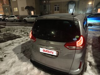 2018 Honda Freed+ II, серебристый, 1500000 рублей, вид 4