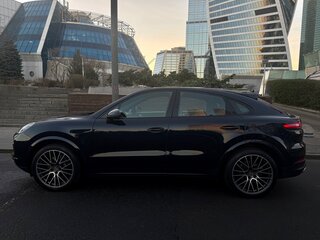 2019 Porsche Cayenne Coupé III, синий, 11900000 рублей, вид 2