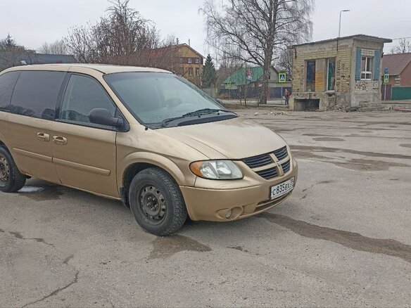 2005 Dodge Caravan 4-speed IV, золотистый, 350000 рублей - вид 2
