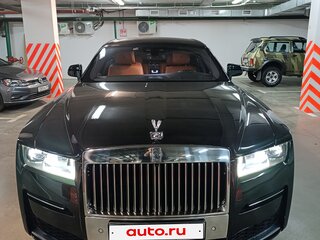 2021 Rolls-Royce Ghost Extended II (Series I), зелёный, 40000000 рублей, вид 3