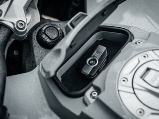 2021 BMW S 1000 XR, серый, 2000000 рублей, вид 5