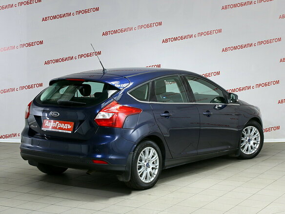 2013 Ford Focus III, синий - вид 1