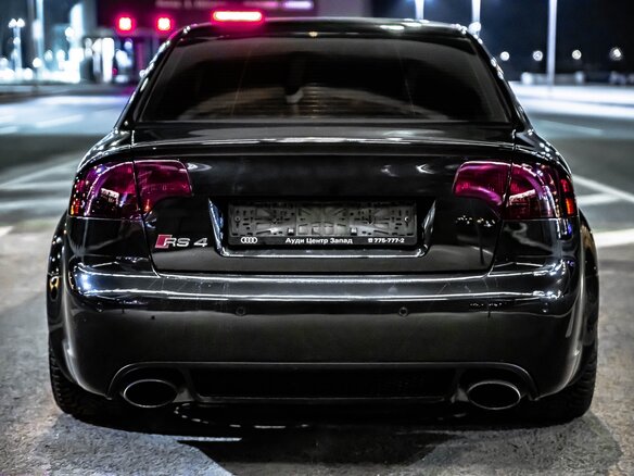 2006 Audi RS 4 II (B7), чёрный - вид 5
