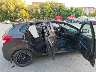 2016 Kia Rio III Рестайлинг, коричневый, 920000 рублей, вид 5