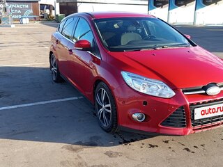 2011 Ford Focus III, красный, 690000 рублей, вид 2