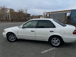 2000 Toyota Corolla VIII (E110) Рестайлинг, белый, 330000 рублей, вид 2