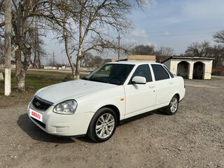 2015 Lada (ВАЗ) Priora I Рестайлинг, белый, 650000 рублей, вид 4