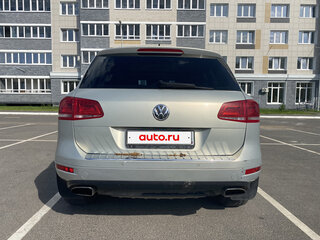 2012 Volkswagen Touareg II, серебристый, 2150000 рублей, вид 4