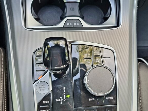 2020 BMW X5 30d IV (G05/G18), синий, 6500000 рублей - вид 8