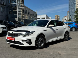 2019 Kia Optima IV Рестайлинг, белый, 1199000 рублей, вид 3