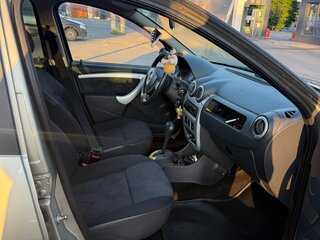 2012 Renault Sandero I, бежевый, 610000 рублей, вид 5