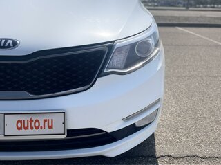 2016 Kia Rio III Рестайлинг, белый, 1350000 рублей, вид 5