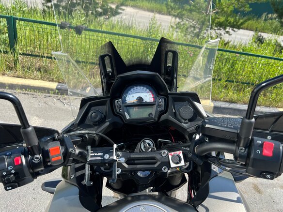 2017 Kawasaki Versys 650, бежевый, 700000 рублей - вид 12